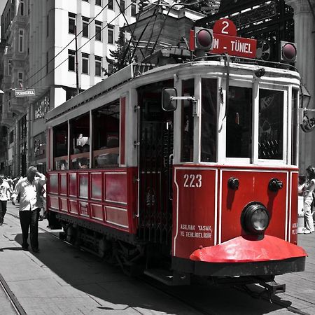 Jakaranda Hotel Istanbul Bagian luar foto