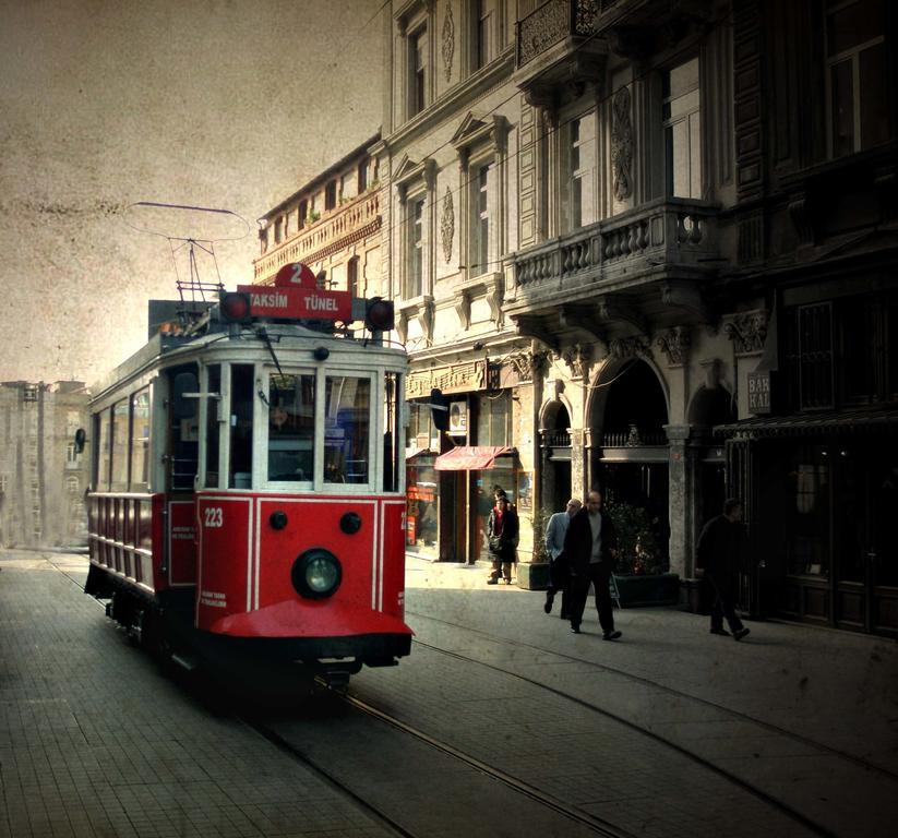 Jakaranda Hotel Istanbul Bagian luar foto