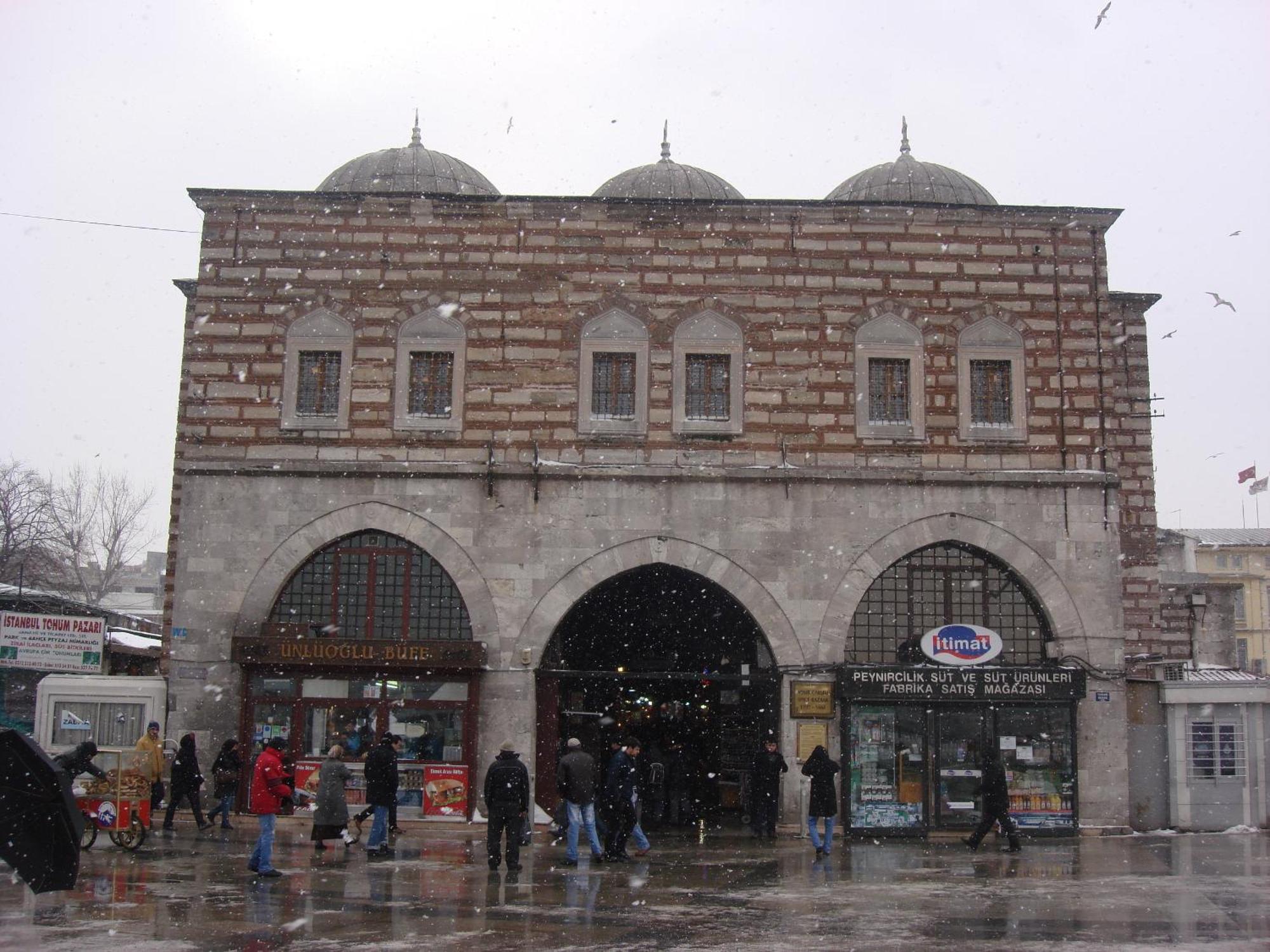 Jakaranda Hotel Istanbul Bagian luar foto