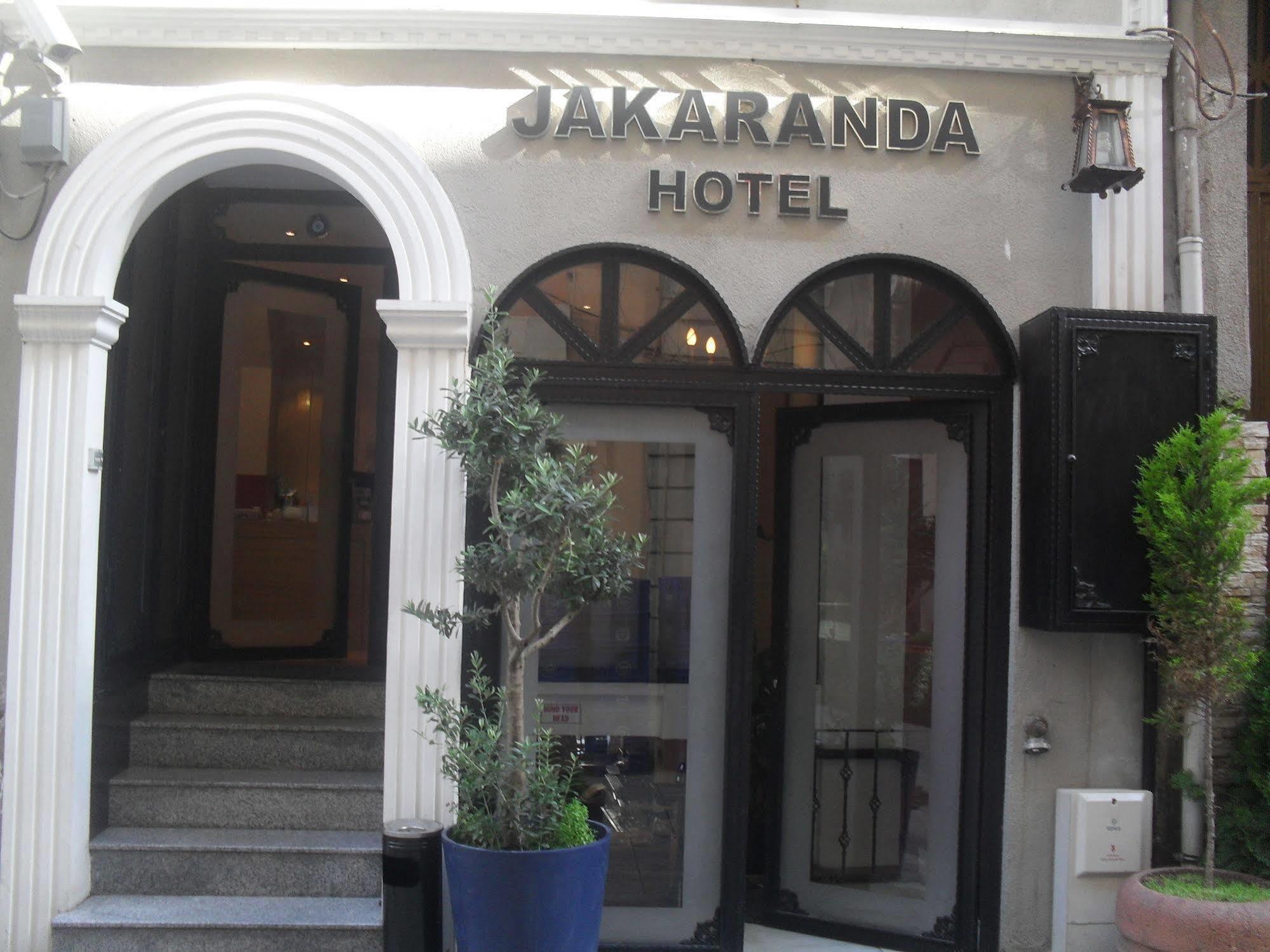 Jakaranda Hotel Istanbul Bagian luar foto